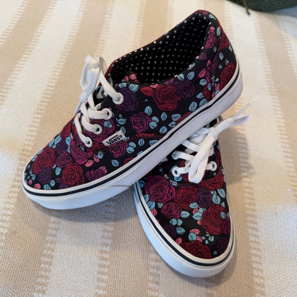 Vans Women's Floral Sneakers - Black and Pink